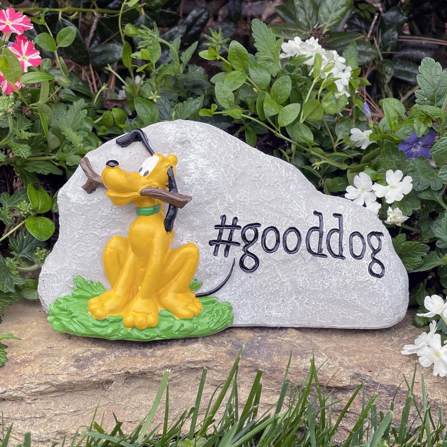 Disney Pluto #gooddog Garden Rock ( 4 items per case )