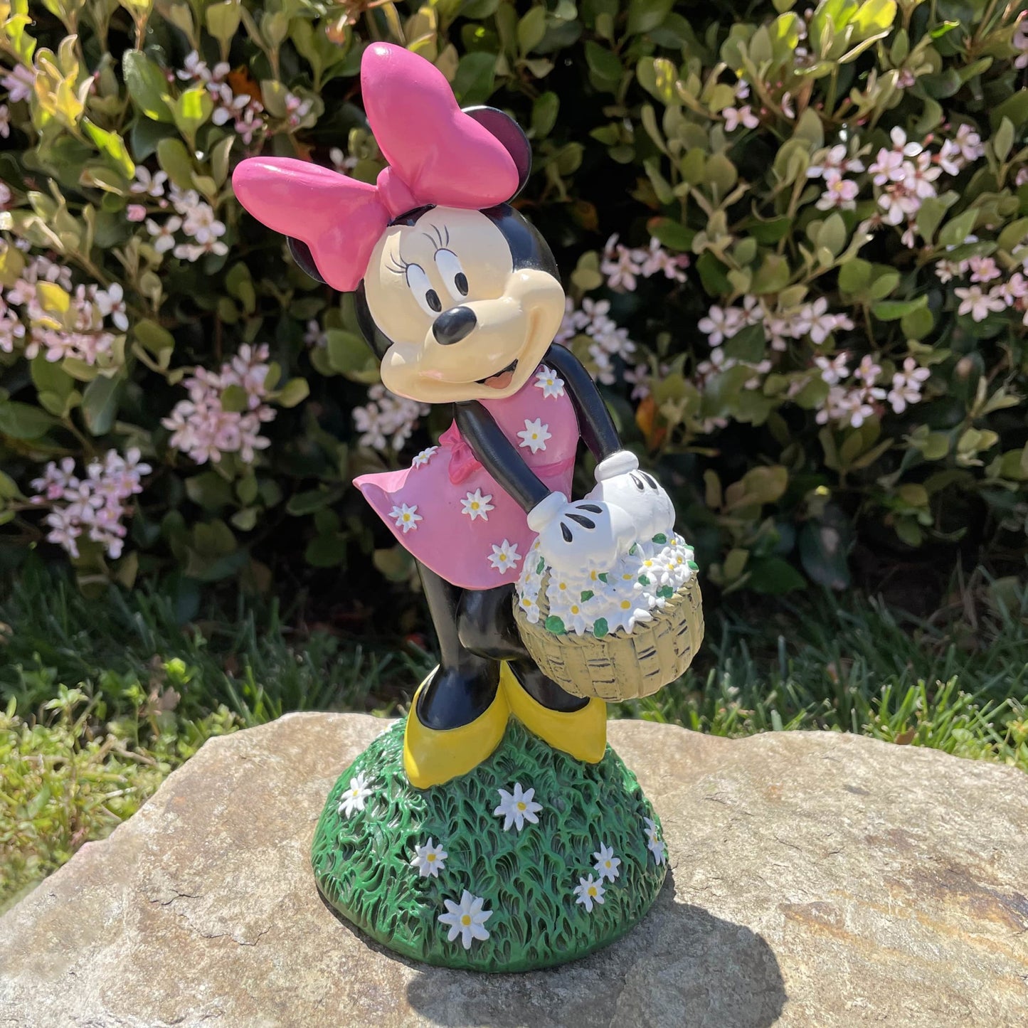 Disney Minnie Daisy Basket ( 4 items per case )