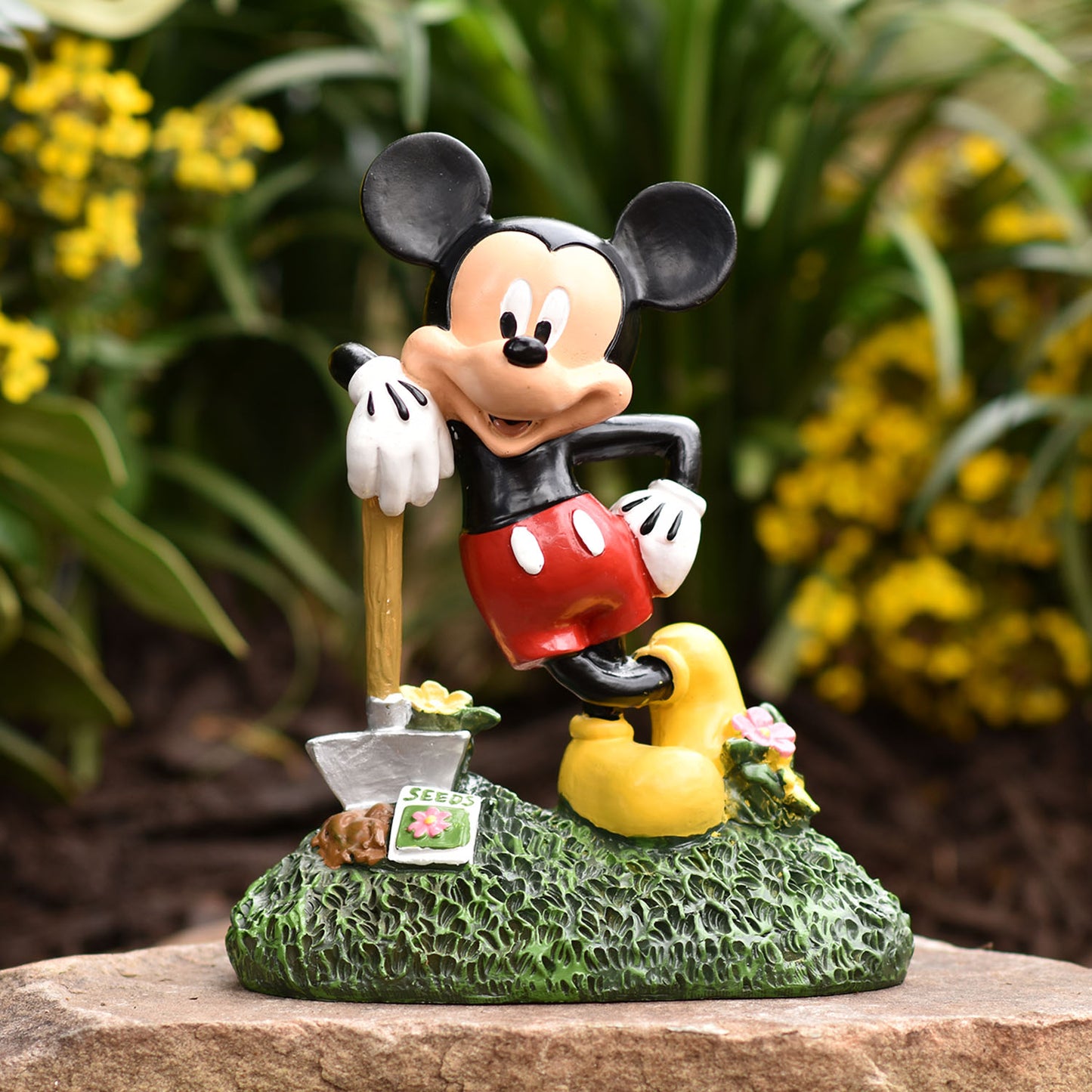 Disney Mickey with Shovel ( 4 items per case )